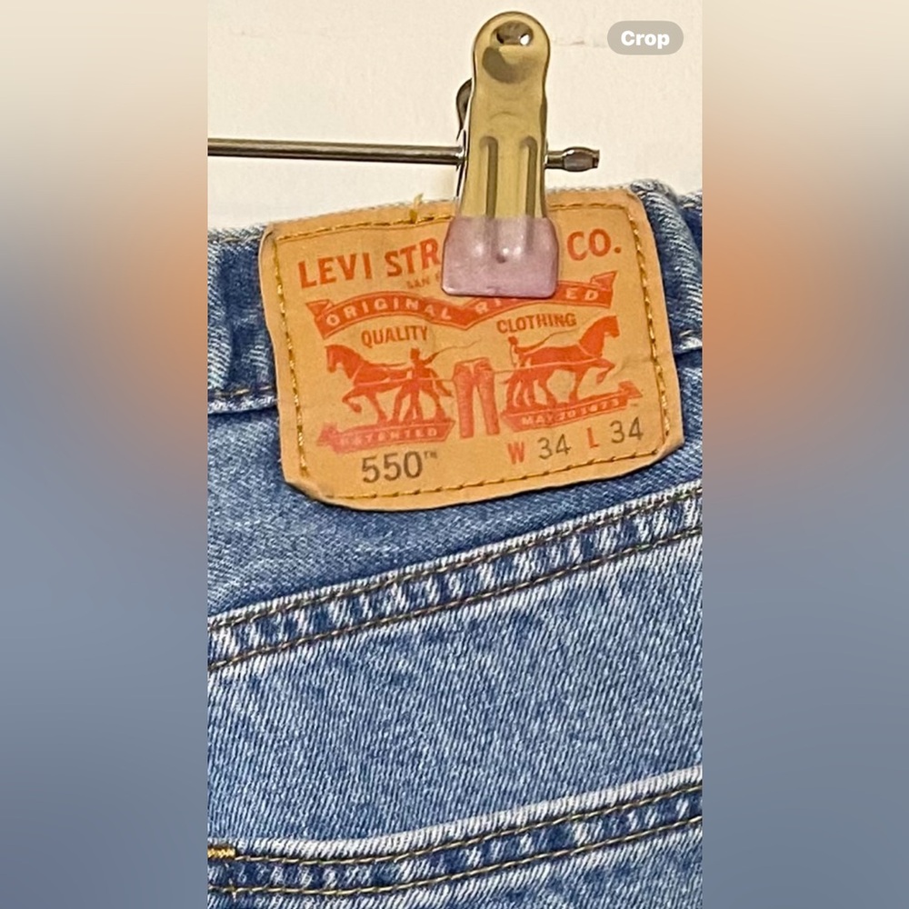 Levi's 550 Fringe Denim Shorts - Picture 4 of 4